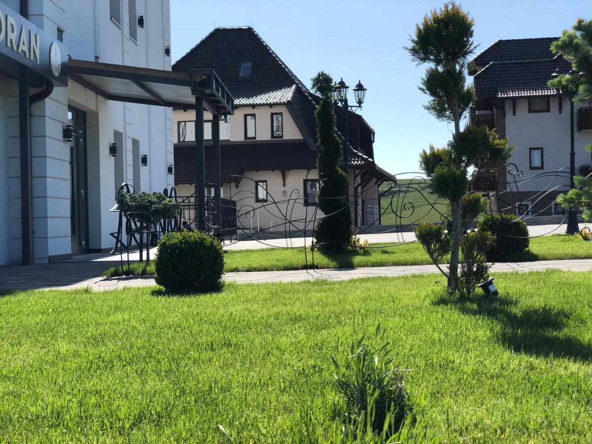 Zlatibor Hills Star Aparthotel Exteriör bild