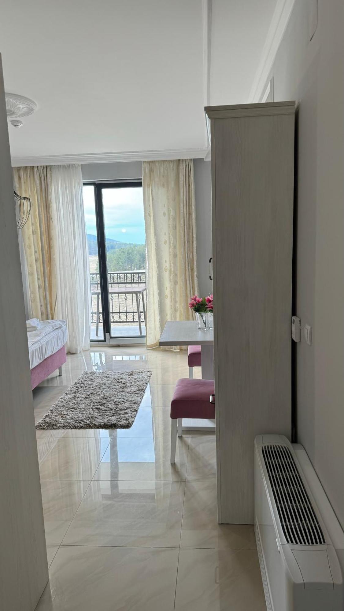 Zlatibor Hills Star Aparthotel Exteriör bild